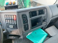 27#7528 Autocompattatore Renault