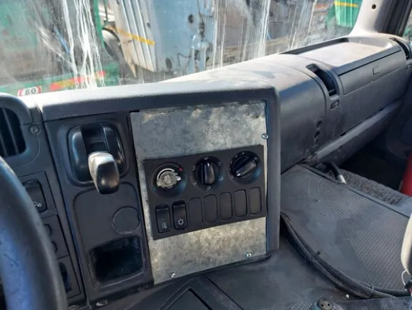 15#7528 Autocompattatore Scania