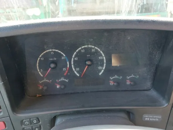 15#7528 Autocompattatore Scania