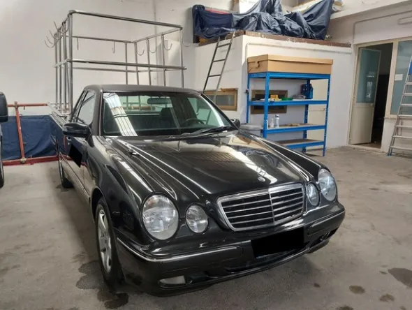 7#8088 Autofioriera Daimlerchrysler