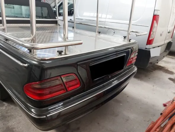 7#8088 Autofioriera Daimlerchrysler