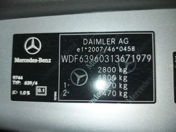6#8088 Autofunebre furgonato Mercedes