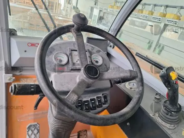 2#8870 Autogrù Omar S15evo