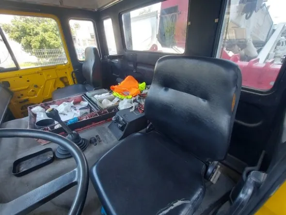 3#7999 Autogru per soccorso stradale Fiat e attrezzature per officina