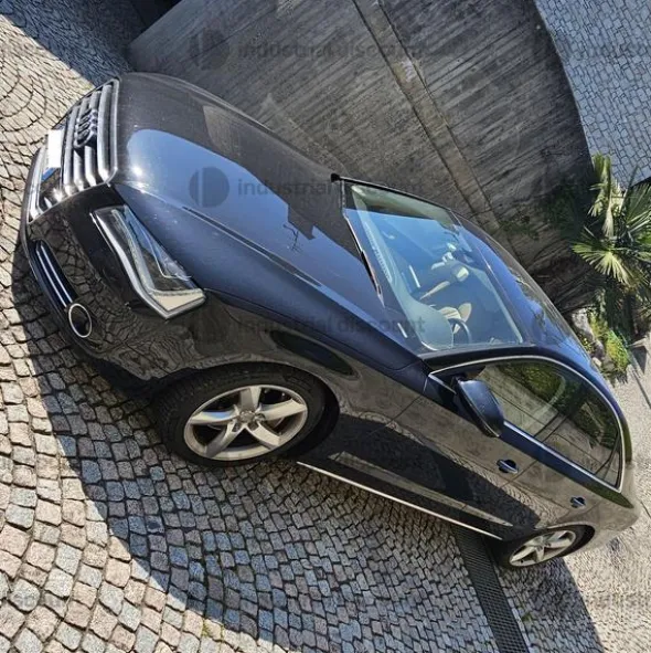 1#10029 Automobile Audi A8