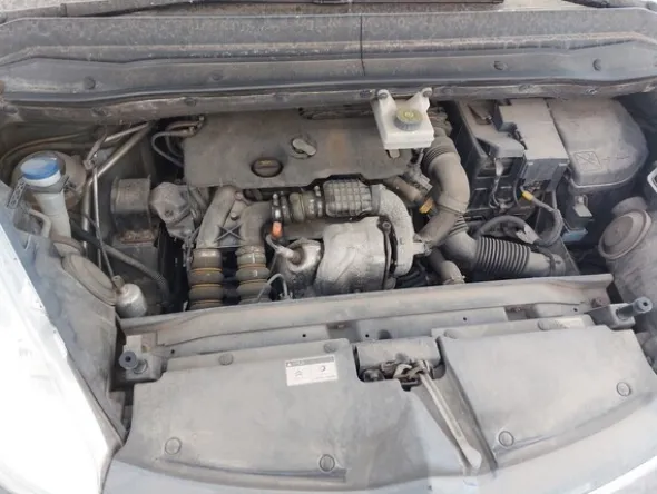 2#7067 Automobile Citroen C4