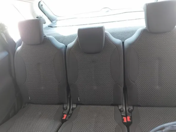 2#7067 Automobile Citroen C4