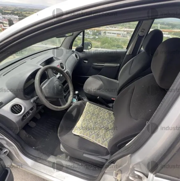 2#9279 Automobile Citroen C3 1.4