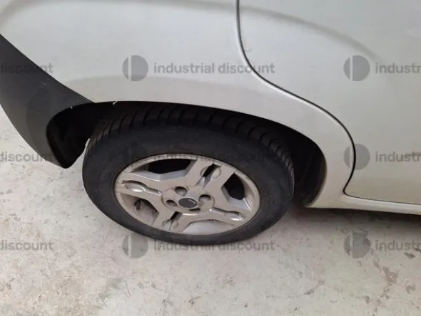 2#9897 Automobile Fiat Panda
