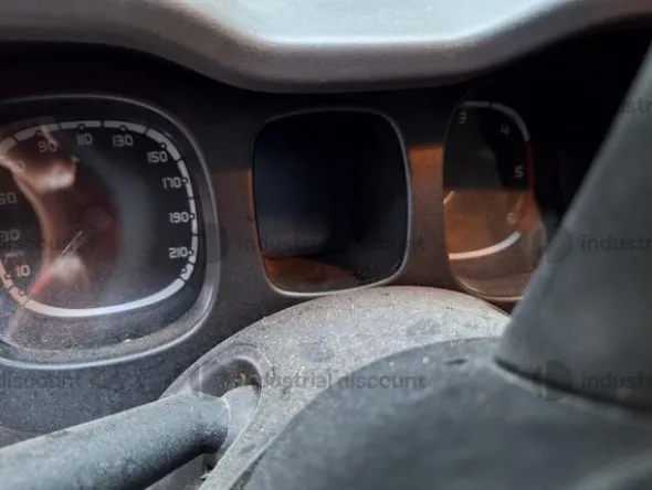 2#9897 Automobile Fiat Panda
