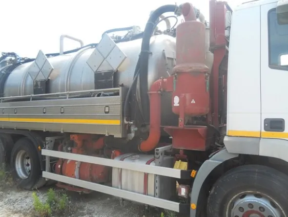 1#5469 Autospurgo Iveco e pompa