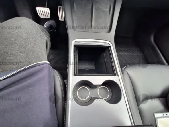 11#9095 Autoveicolo elettrico Tesla model 3