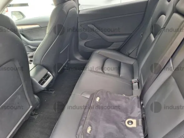 11#9095 Autoveicolo elettrico Tesla model 3