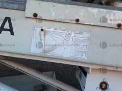 8#9559 Autoveicolo Iveco