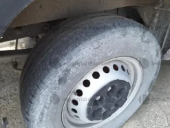 2#9559 Autoveicolo Iveco