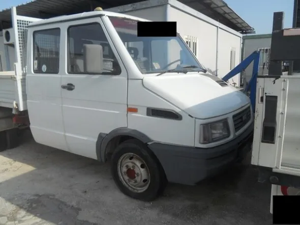 3#5326 Autoveicolo Iveco Daily