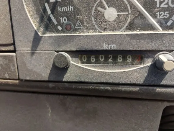 8#7780 Autoveicolo Iveco uso E18