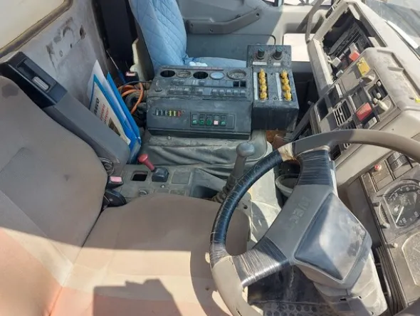 8#7780 Autoveicolo Iveco uso E18