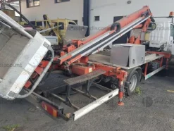 2#9328 Autoveicolo Nissan Cabstar