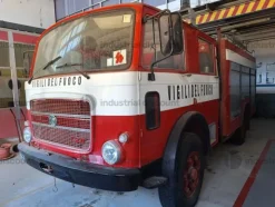2#8881 Autoveicolo per uso speciale antincendio OM 150 58HP