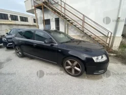 6#9748 Autovettura Audi