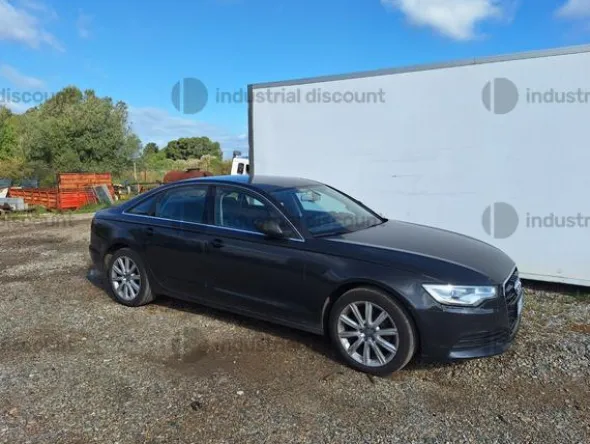 7#9304 Autovettura Audi A 6