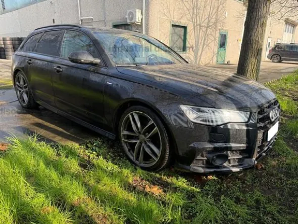 1#9010 Autovettura Audi A6