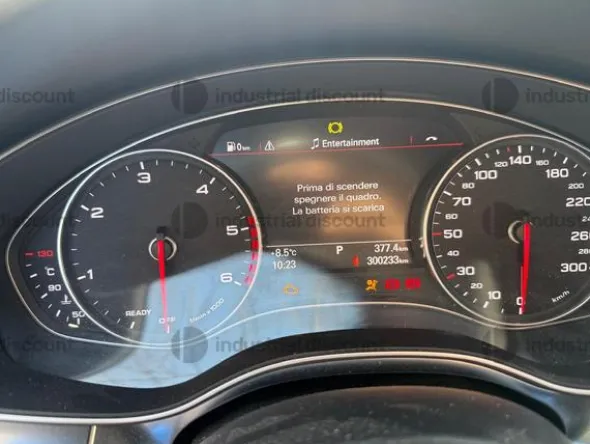 1#9010 Autovettura Audi A6