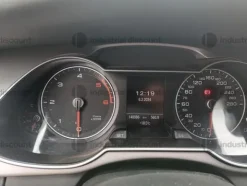 30#9875 Autovettura Audi A4