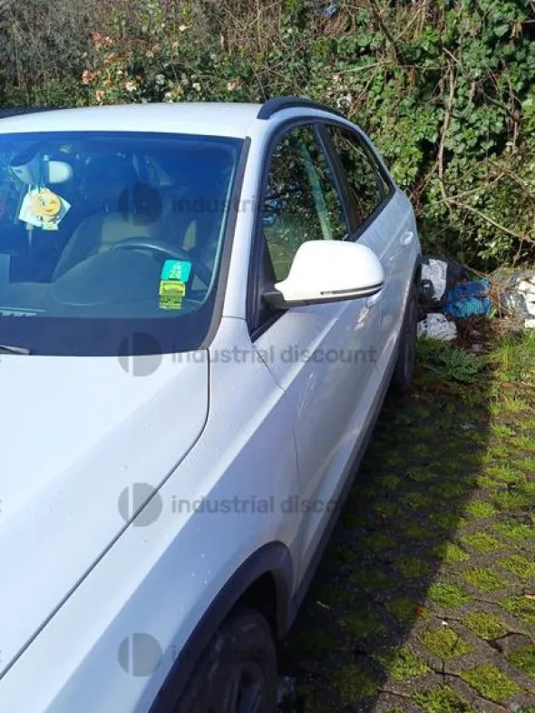 1#10189 Autovettura Audi Q3