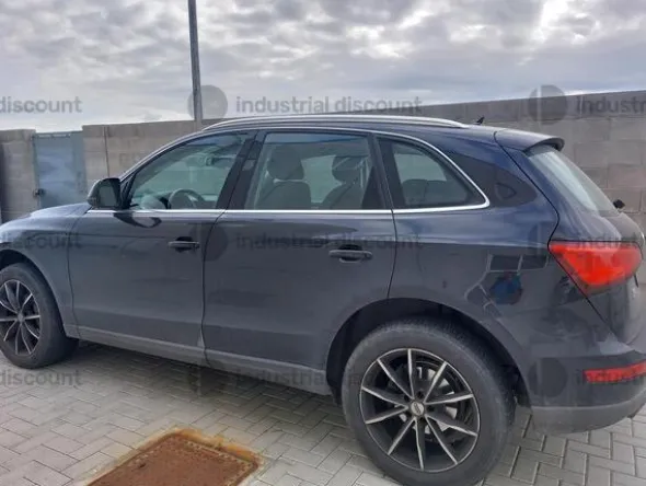 29#9875 Autovettura Audi Q5