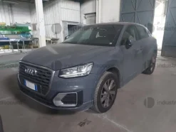 16#9213 Autovettura Audi Q2