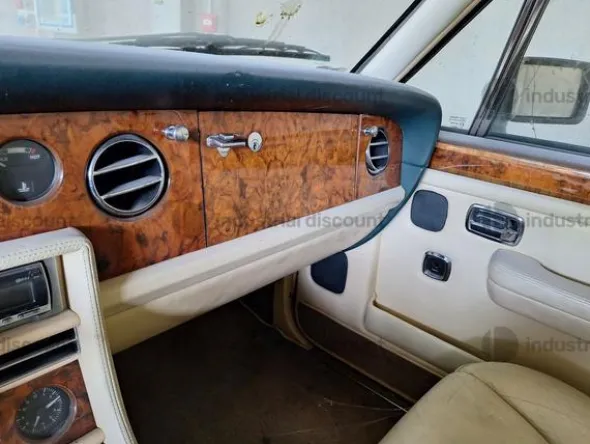 1#9564 Autovettura Bentley Turbo R