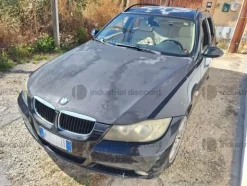 3#10205 Autovettura BMW 320d