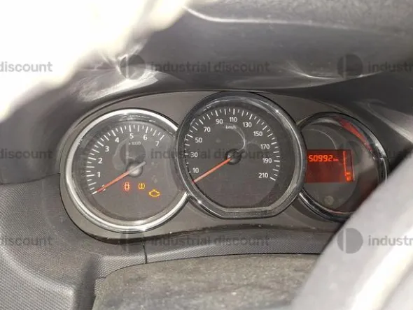 11#8798 Autovettura Dacia Duster