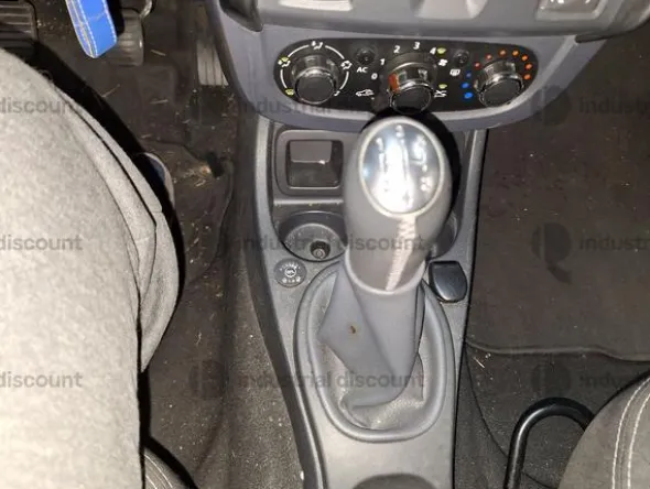 11#8798 Autovettura Dacia Duster