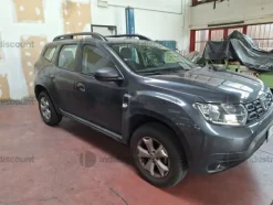 12#8798 Autovettura Dacia Duster