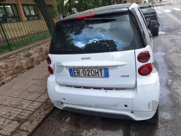 4#9076 Autovettura Daimler AG Smart Fortwo Coupé