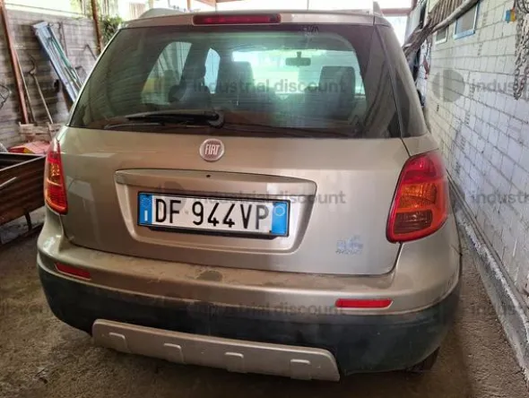 14#9286 Autovettura Fiat 16