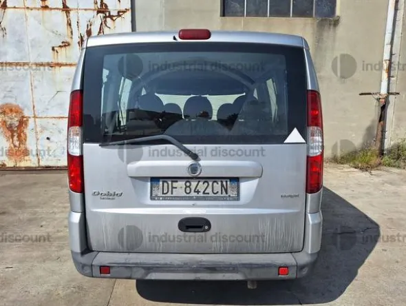 3#9649 Autovettura Fiat Doblò