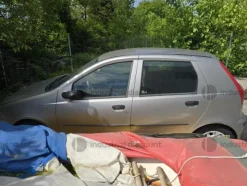 2#9063 Autovettura Fiat Punto