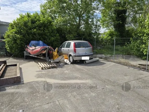 2#9063 Autovettura Fiat Punto