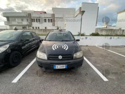 8#9773 Autovettura Fiat Punto