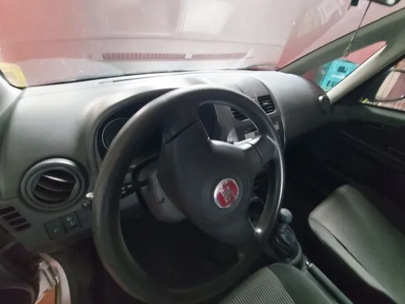 15#8115 Autovettura Fiat sedici
