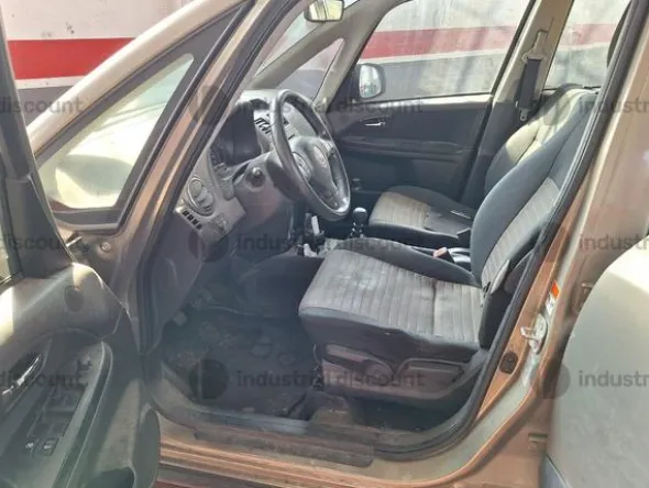 8#9294 Autovettura Fiat Sedici 4x4