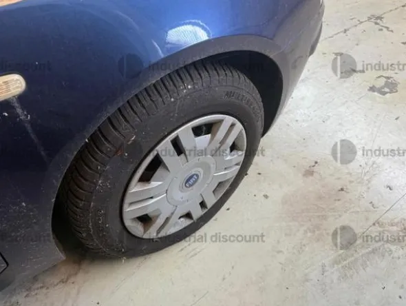5#9170 Autovettura Fiat Stilo
