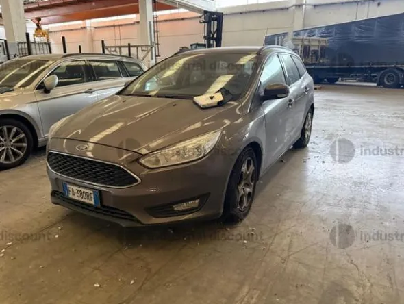 31#9706 Autovettura Ford Focus