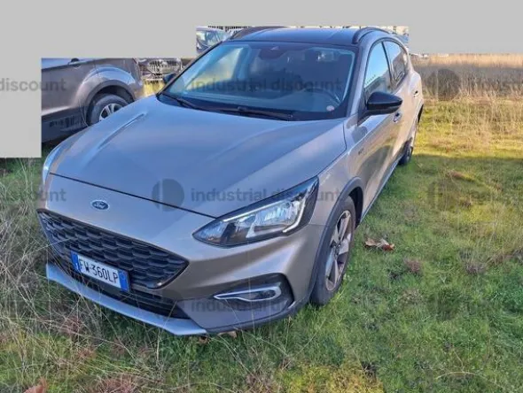 2#8738 Autovettura Ford Focus Active