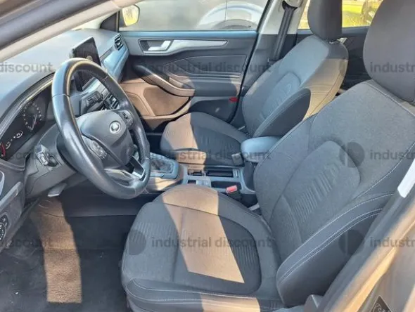 2#8738 Autovettura Ford Focus Active