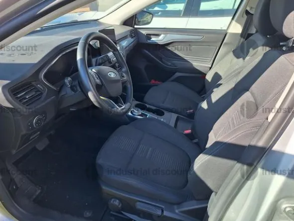 8#8738 Autovettura Ford Focus Active